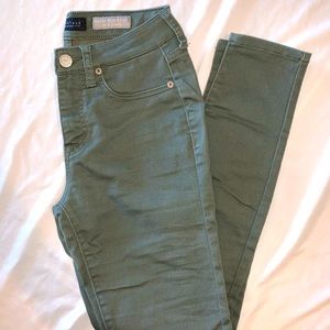 Aeropostale High Waisted Jegging - 0 Regular